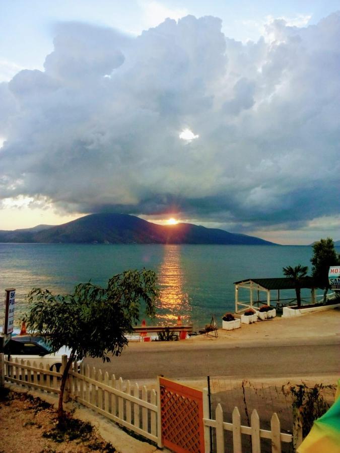 Ramo'S Green Beachside Retreat - Cozy 2 Bedroom Home Vlore Ngoại thất bức ảnh