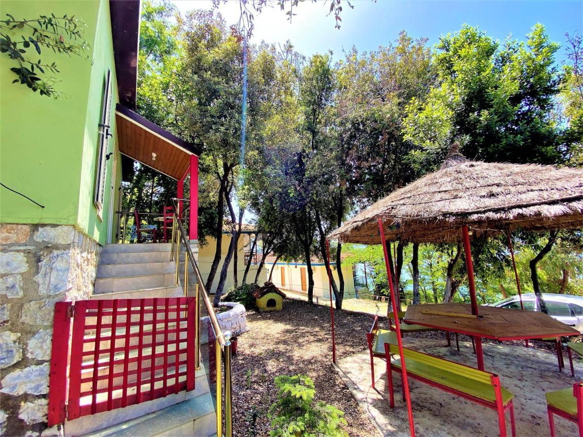 Ramo'S Green Beachside Retreat - Cozy 2 Bedroom Home Vlore Ngoại thất bức ảnh